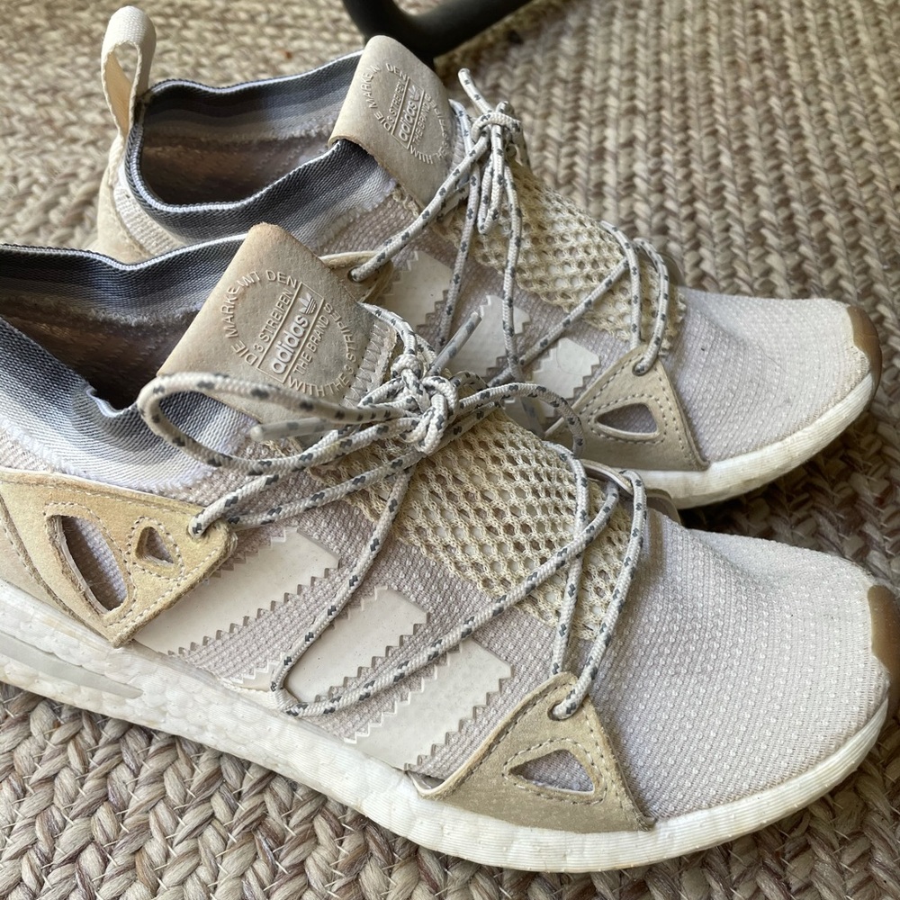 Adidas Women's ARKYN Originals Running Shoe